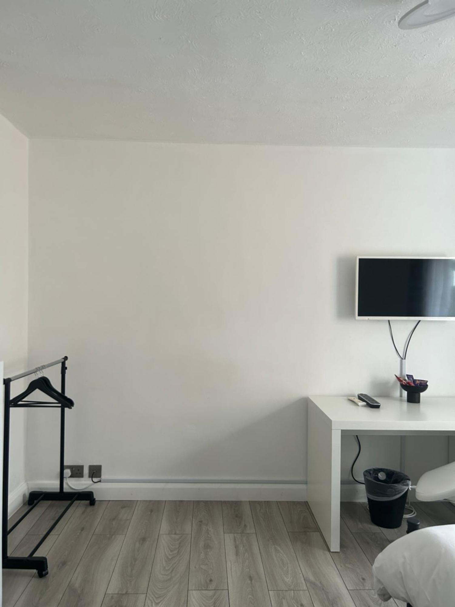 No6 Overnight Stays Free Onsite Parking Hindlip Экстерьер фото